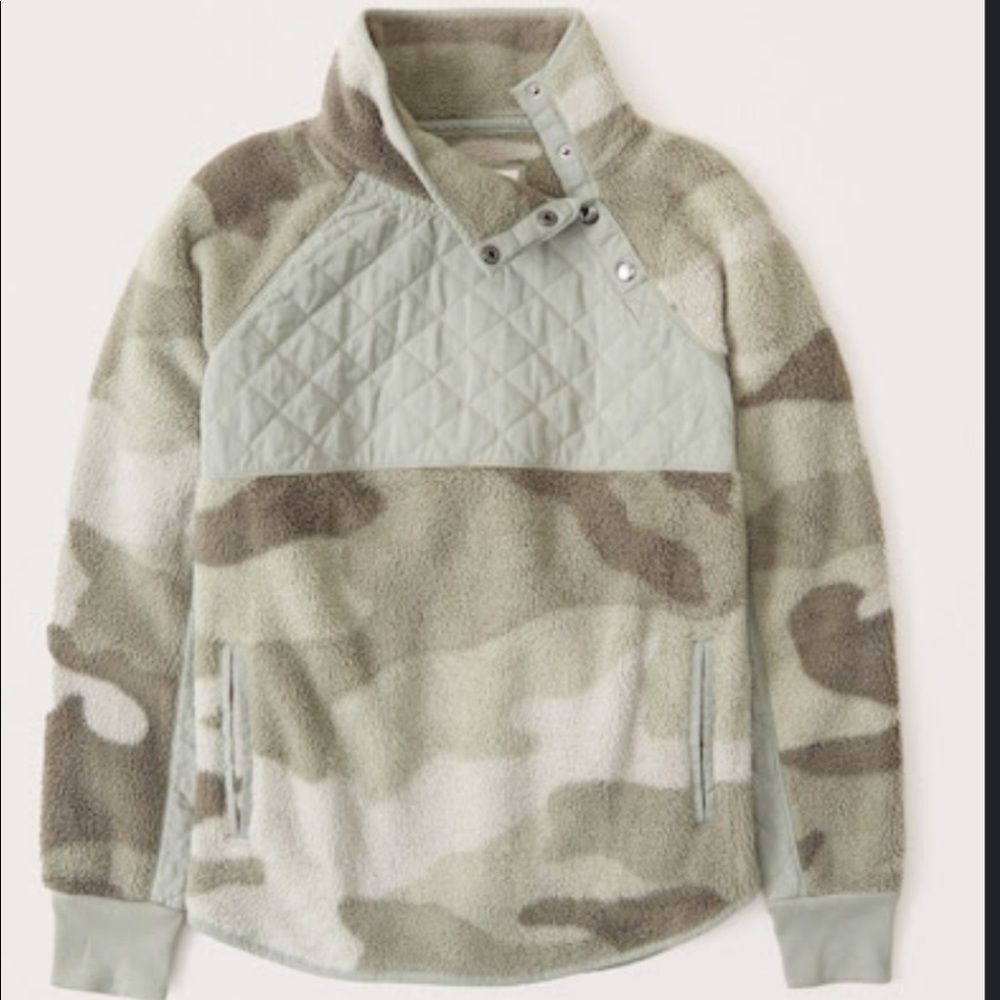 Camo Asymmetrical Snap-up Fleece